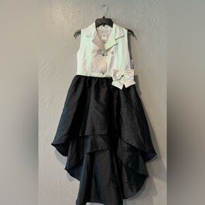 Bonnie Jean 
Size 16